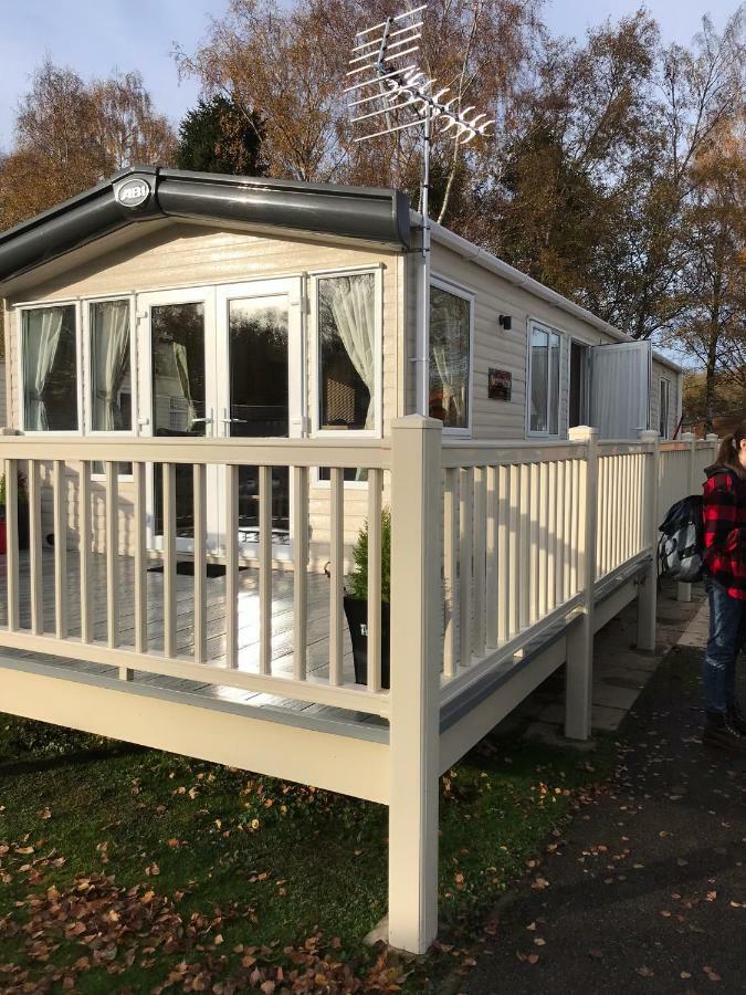 Tattershall Lakes Hotel Exterior photo